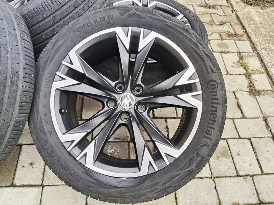 Vând roti Cupra Formentor pe 18" 245 45 R18