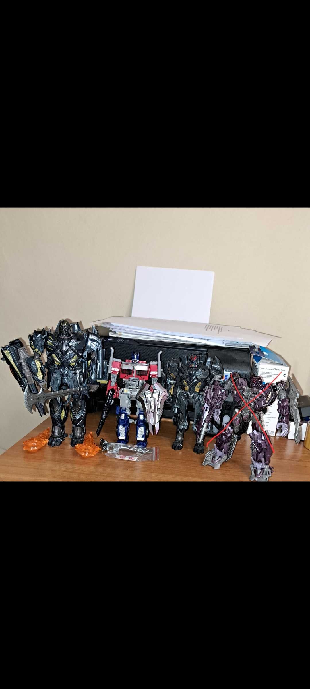 Figurine transformers Optimus, megatron, shockwave, fortnite