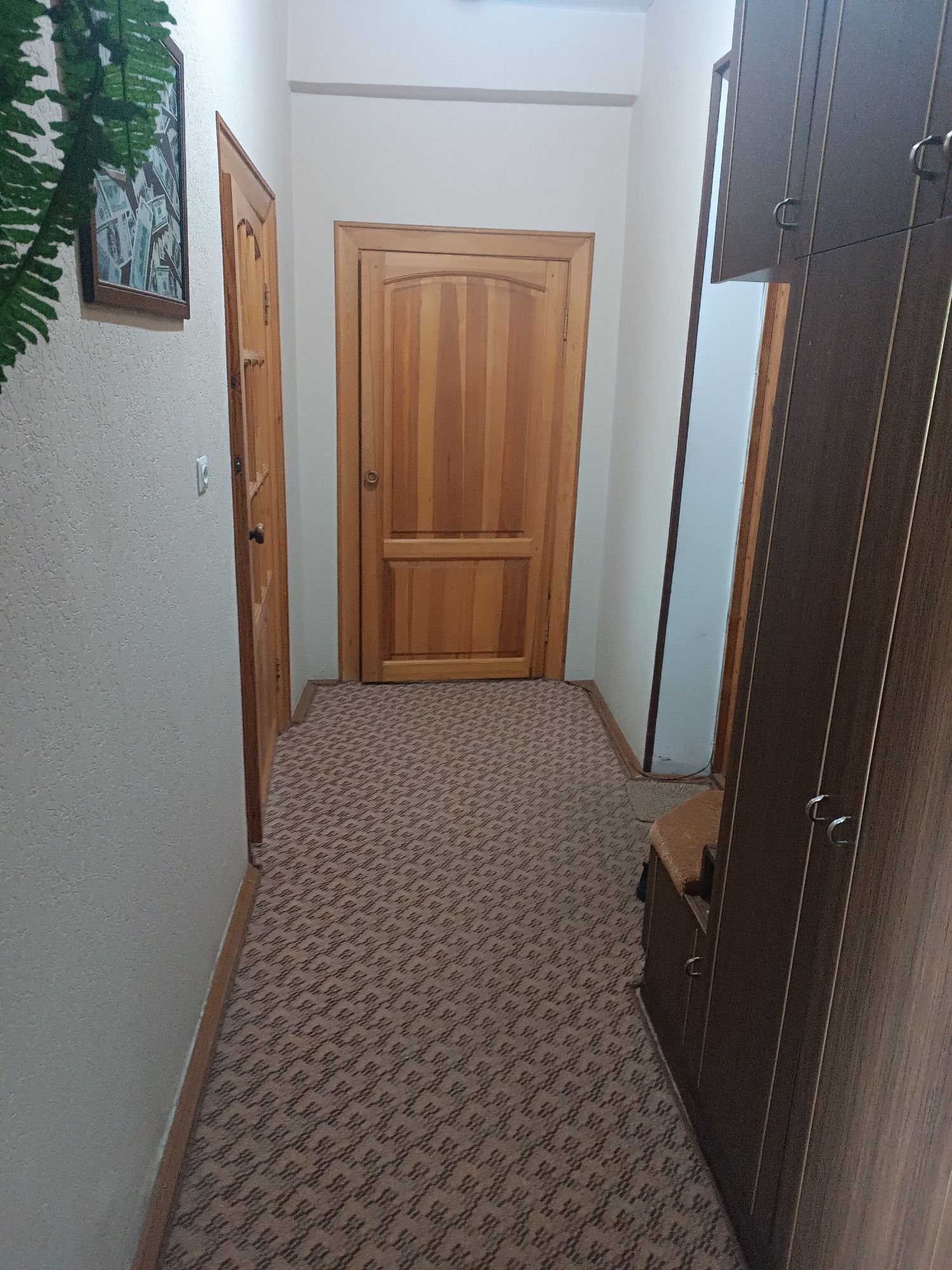 Квартира 2-х комнатная Чирчик, центр.