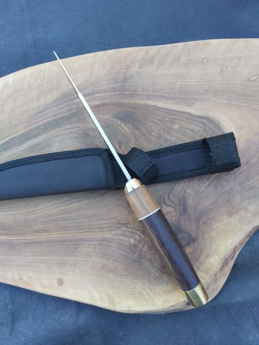 Ловен нож с текстилна кания