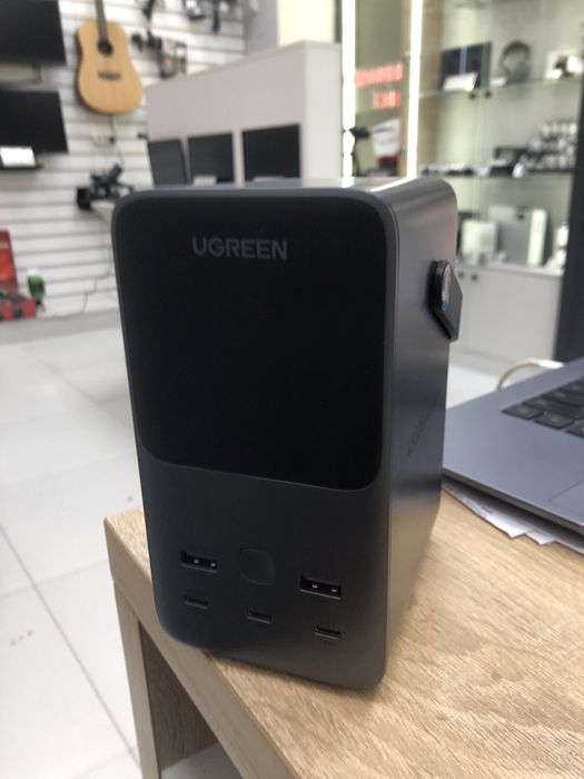Портативный аккумулятор UGREEN 300W (p25)