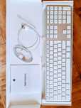 Tastatură Apple A 1243 pentru Mac / PC, NOU, fara amprente :)