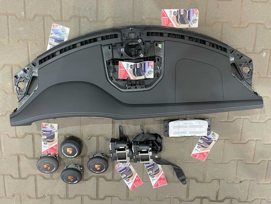 Porsche Carrera 992 - Targa - kit airbag - plansa bord - set centuri