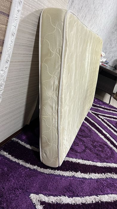 Продаю 2 матраса в хорошем состояний за отличную цену.