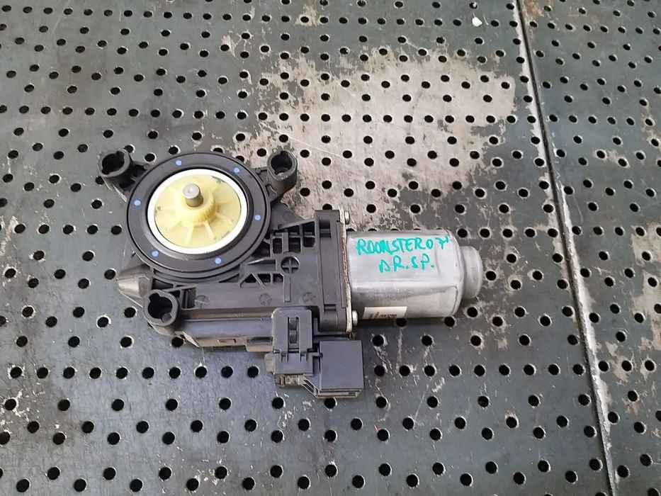 Motoras macara dreapta spate skoda roomster 5j 5j0959812a