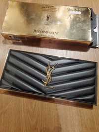 Trusa make-up YvesSaintLaurent