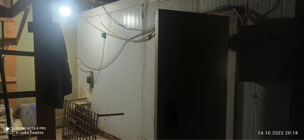 Xolodilnik sotiladi 380V