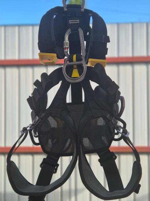 Vând  ham alpinism utilitar petz!