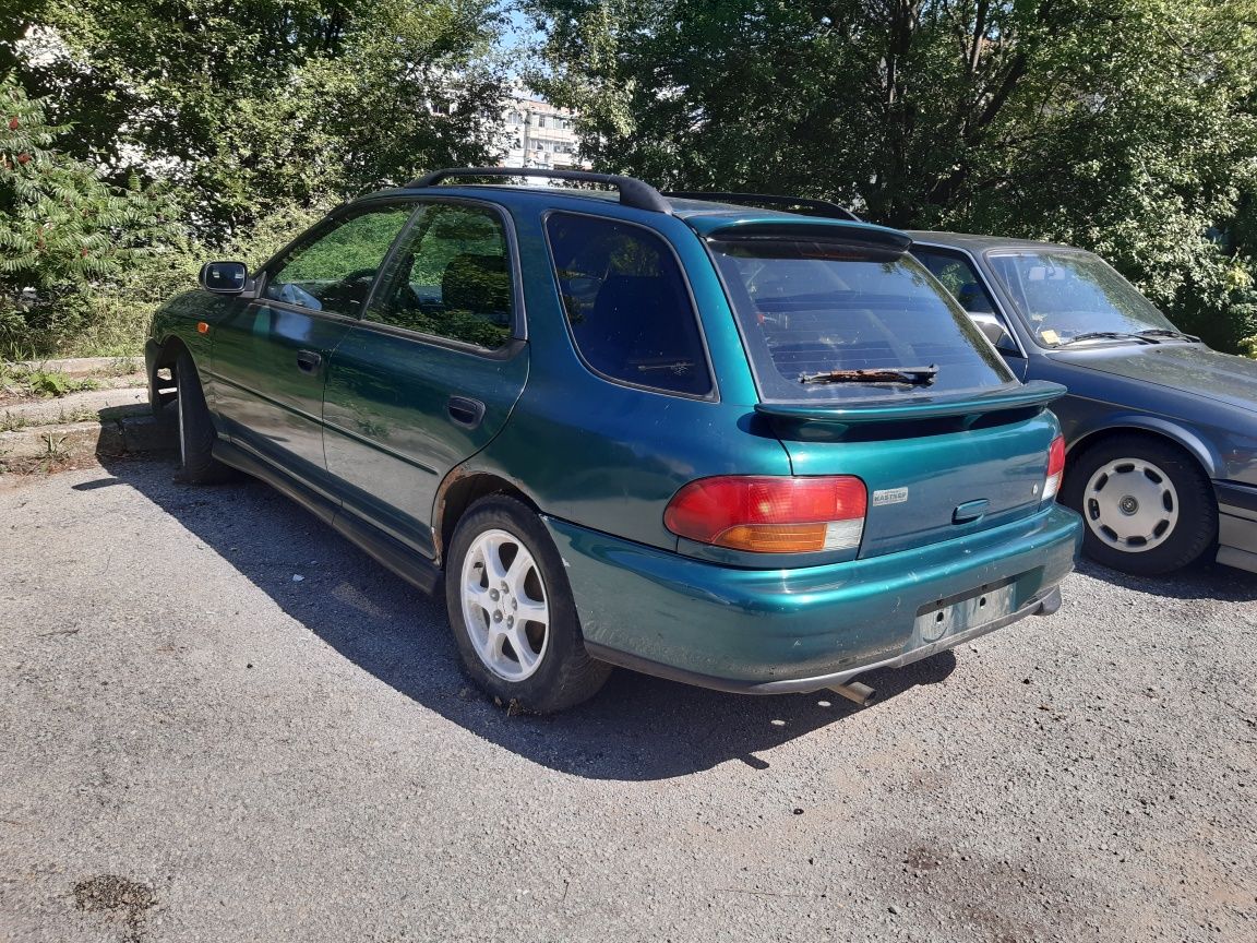 Subaru Impreza 2.0/125k.s.  НА ЧАСТИ