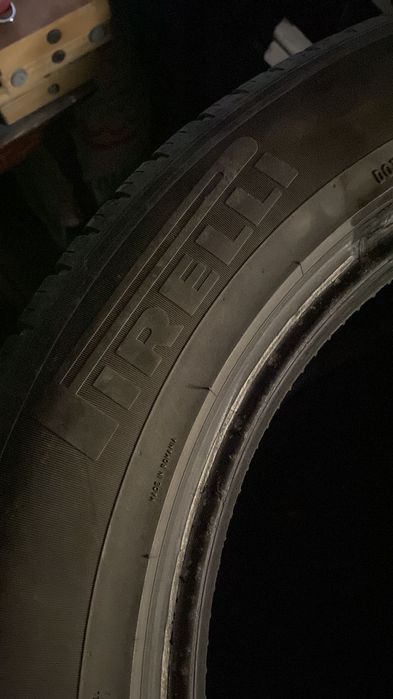 Продам резину и покрышки.