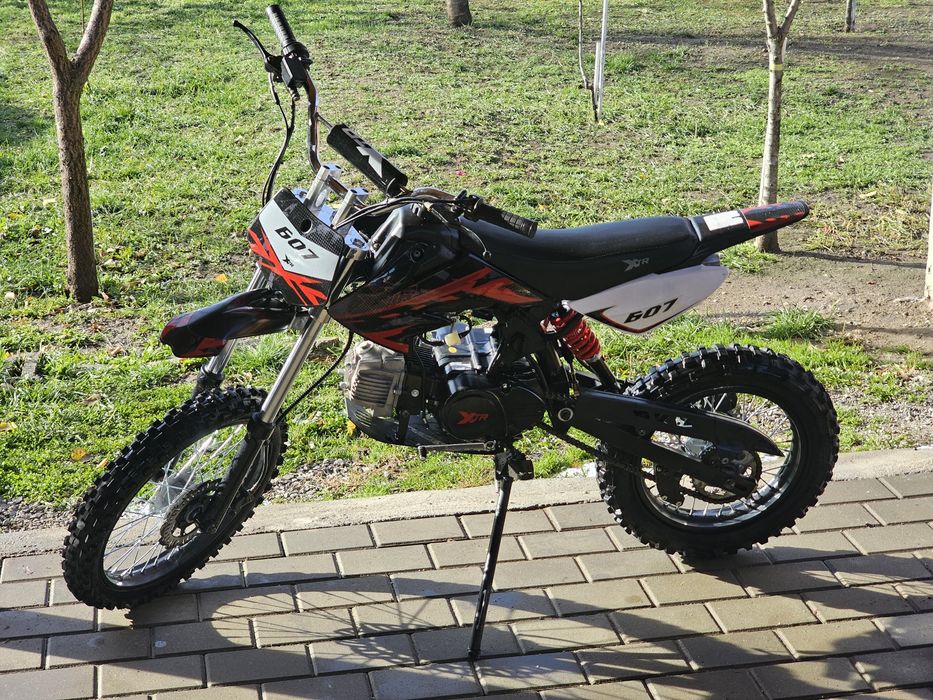 Vând/Schimb motocicletă Cross/Enduro pentru copii/adolescenţi XTR 607