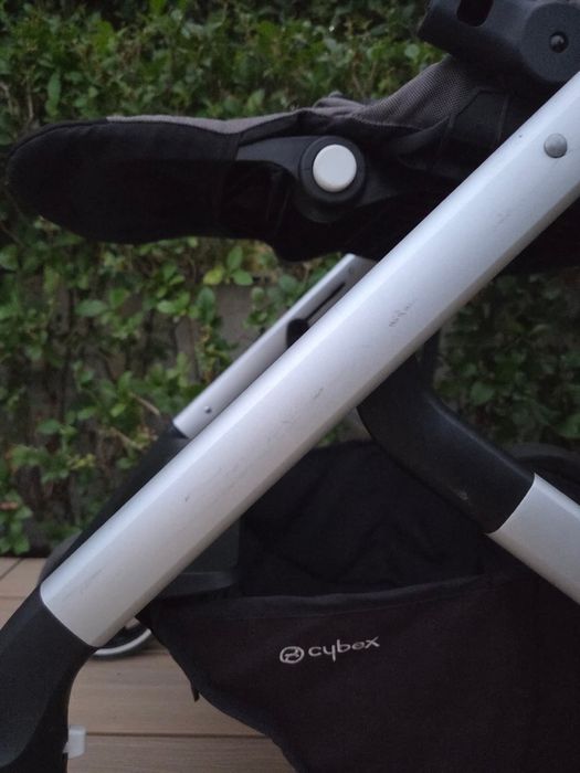 Cybex Balios S Lux 2022г.