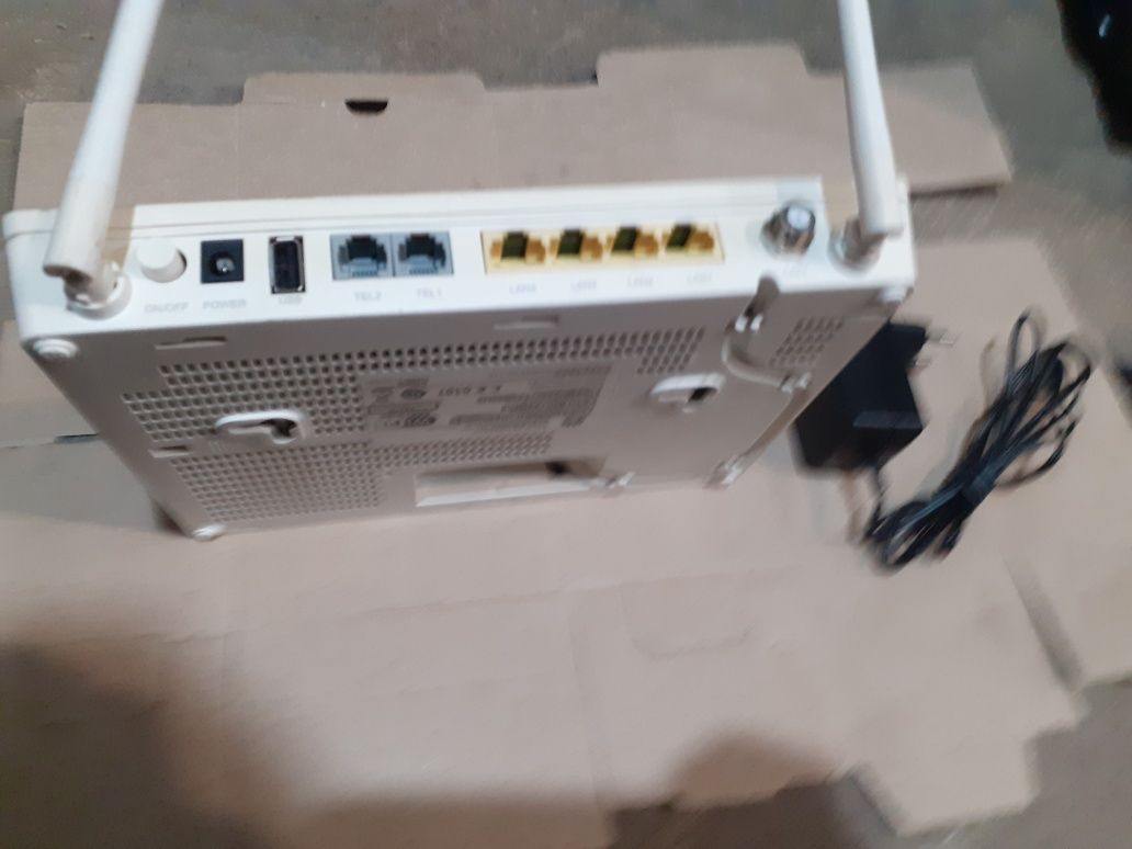 Router Modem Huawei HG 8247