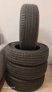 Anvelope vara Hankook, 215/65/17