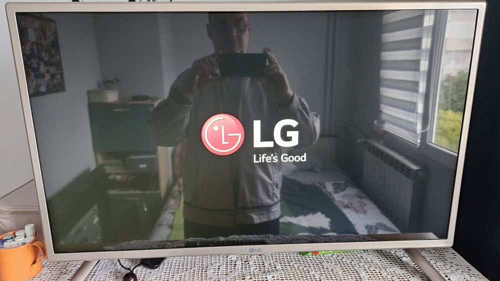 Led телевизор LG 32"
