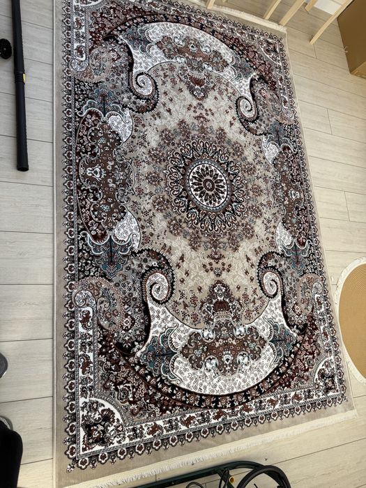 Продам ковер 150х230