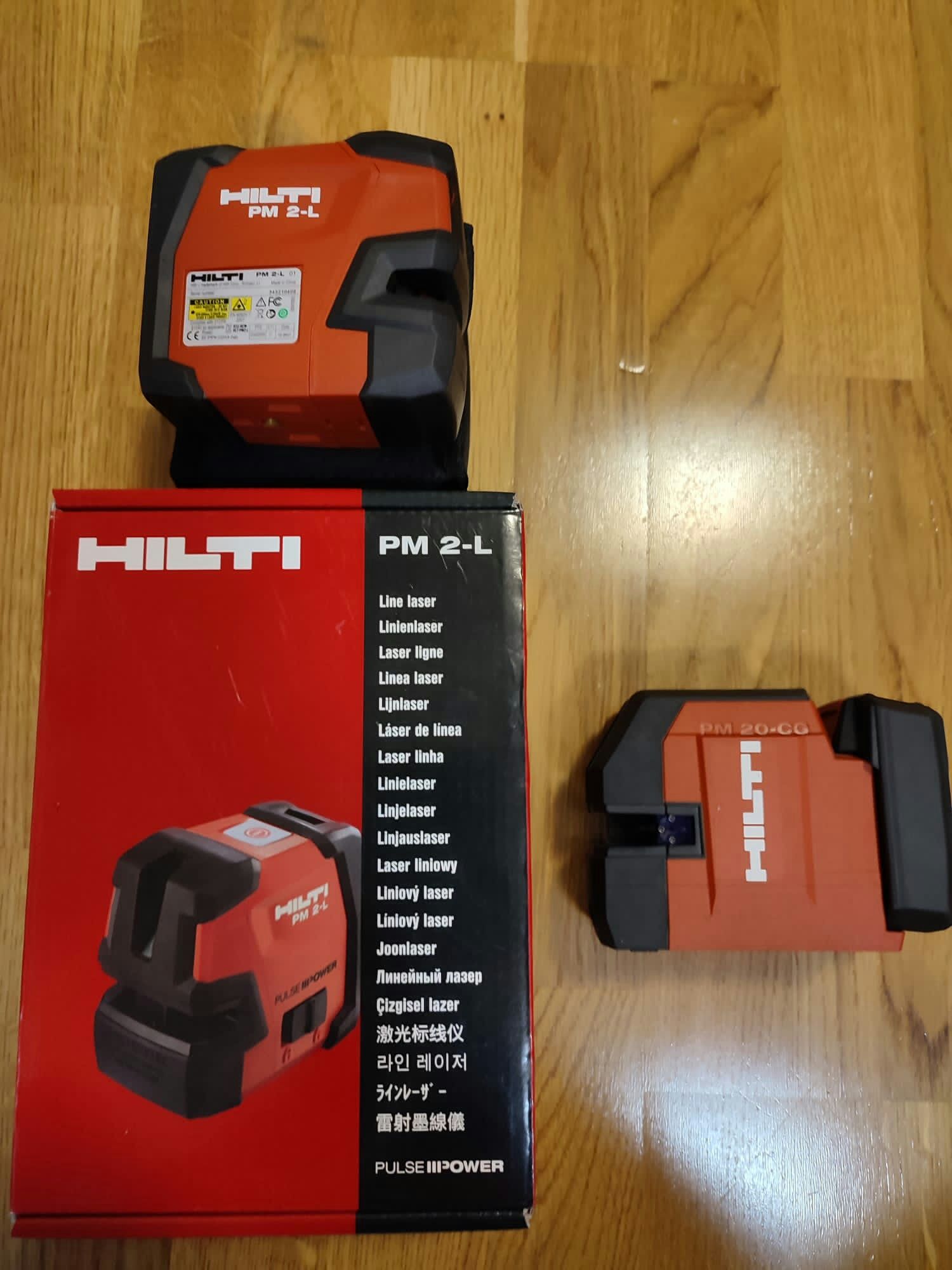 Hilti nivela cu linii si puncte noi