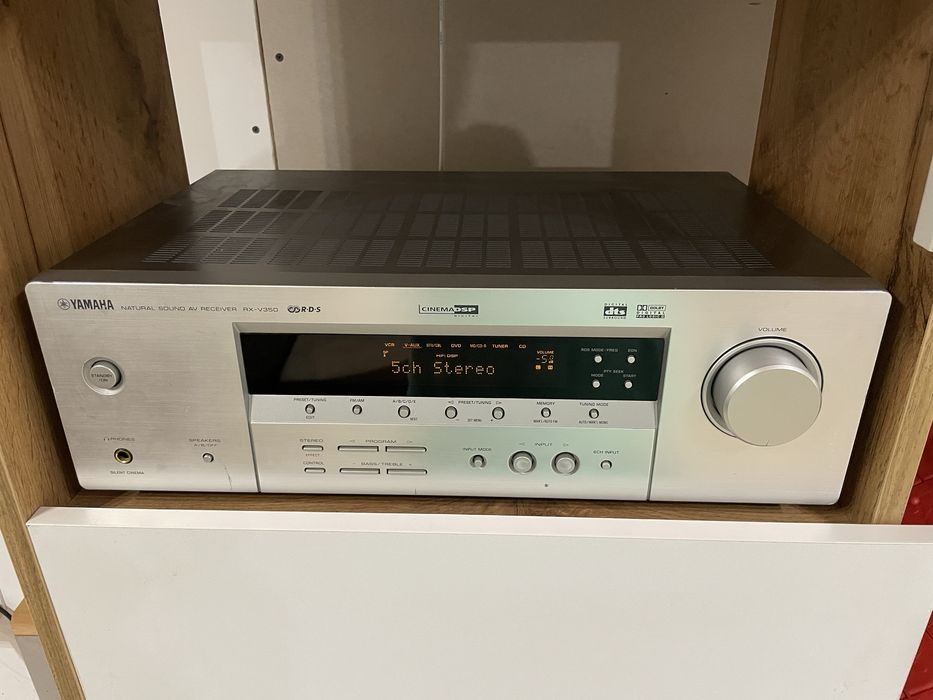 Yamaha RX-V350 5.1 receiver