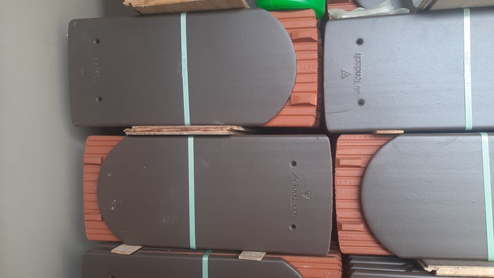 Vând țiglã ceramica tondach solzi maro inchis  nouã