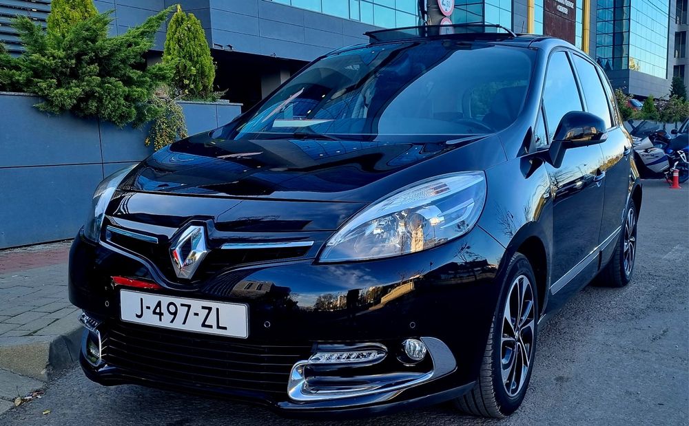 Renault Scenic  - 1.5dci - Bose edition - trapa panoramica