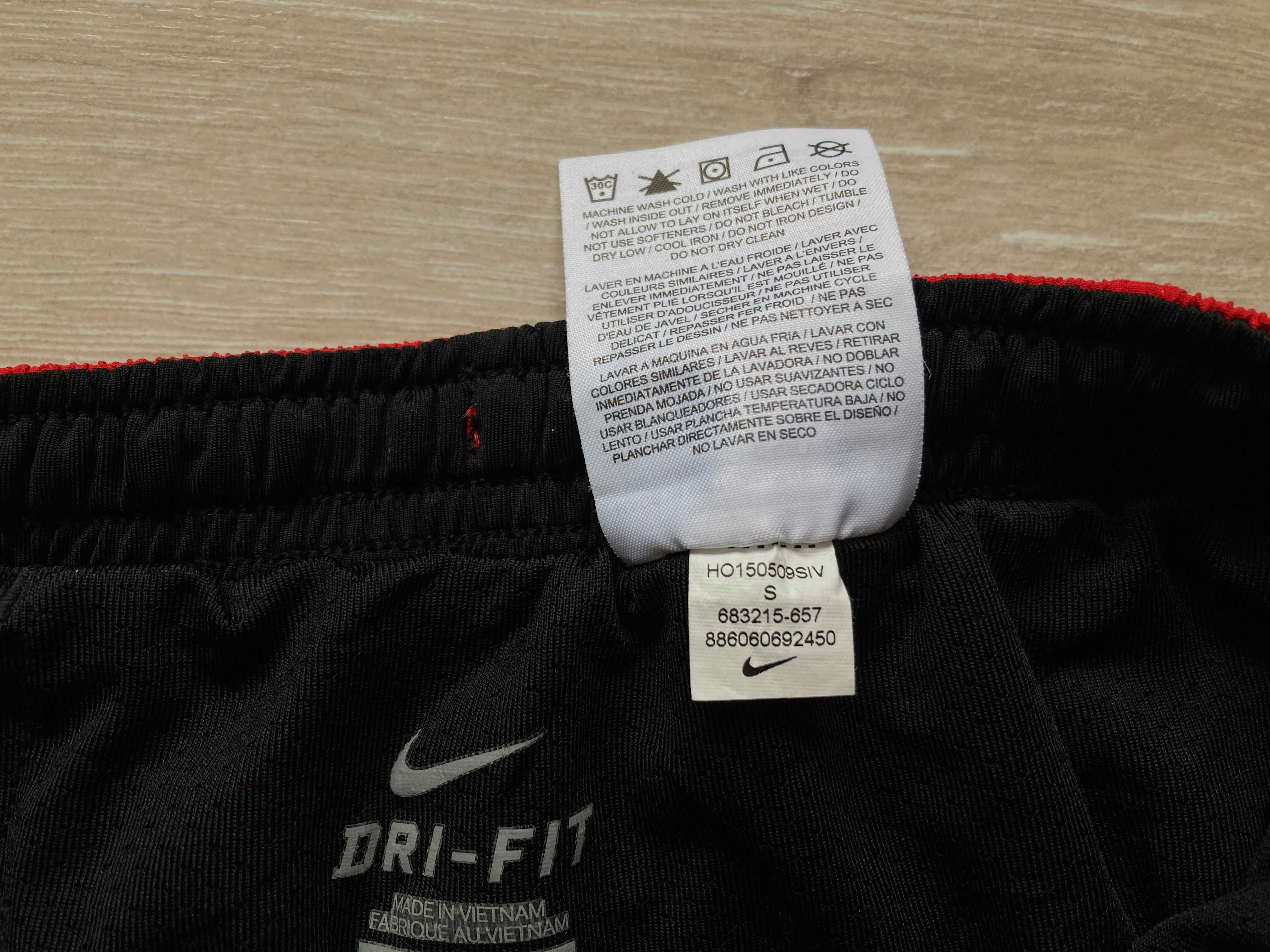 Найк Nike PHENOM Pro Combat къси панталони с клин къс панталон шорти S