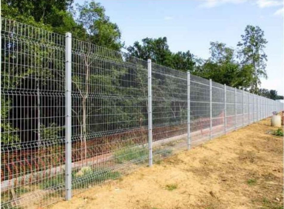 Împrejmuiri terenuri garduri oferta