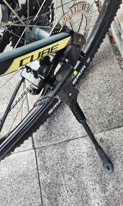 Vând bicicleta Cube