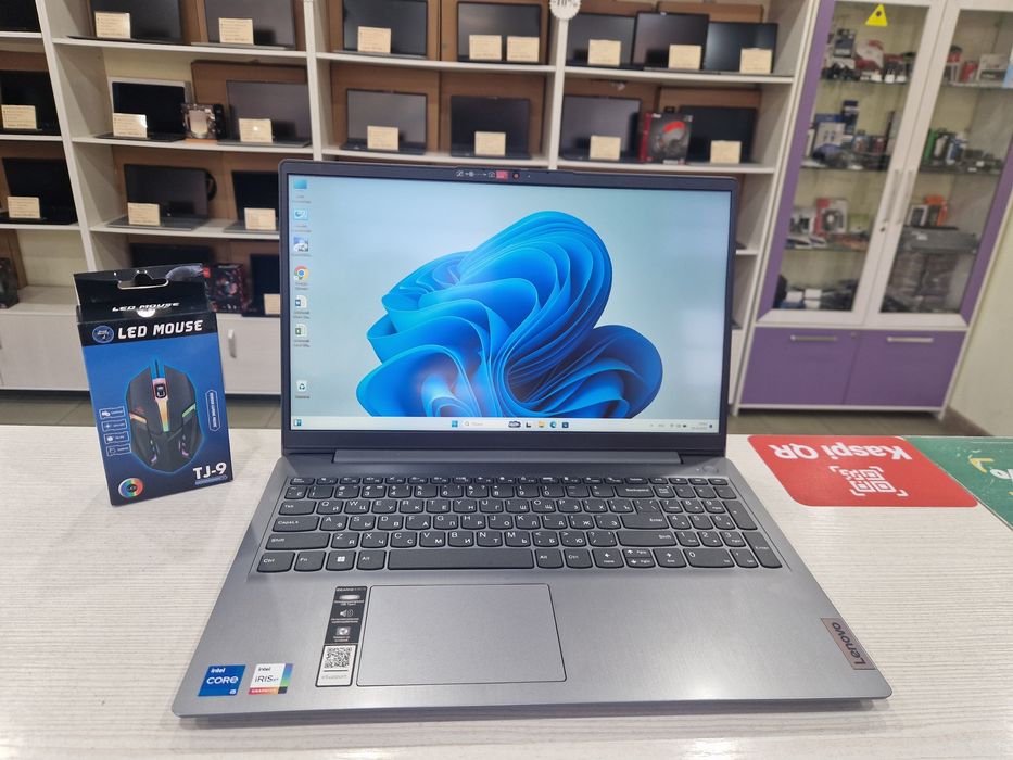 Lenovo 2024 г (Core i5-1235u, 16 Gb DDR4, 512 Gb SSD)