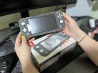 Срочно продаю Nintendo Switch Lite