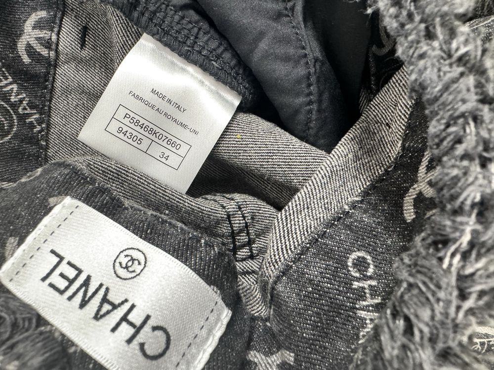 Дамски дънки Chanel (XS)