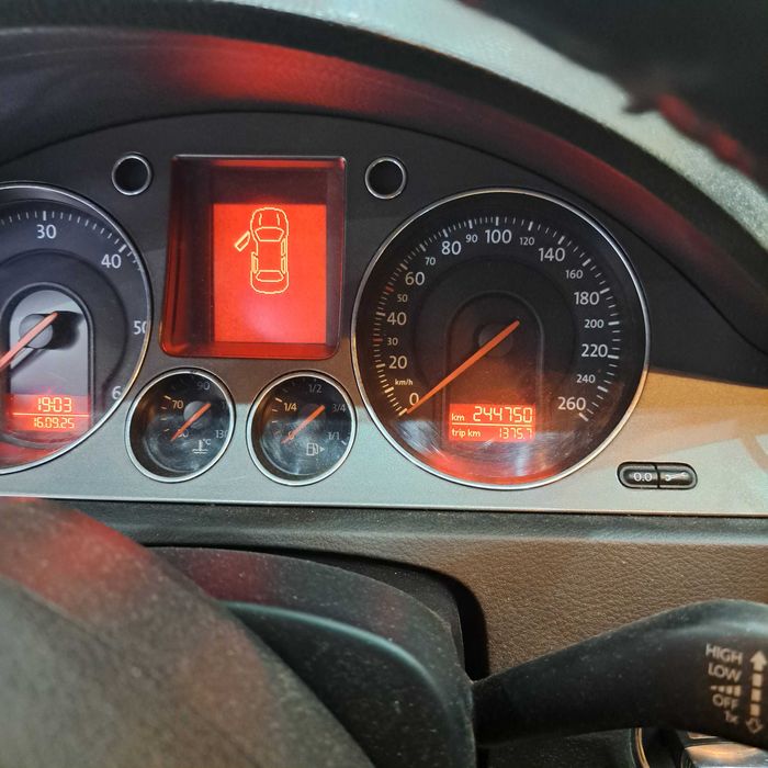 Vand Vw pasat b6 2008 4x4 în stare de functionare