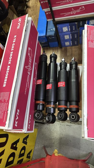 Lexus LX470 Гидро амортизатор перед и задние в наличии