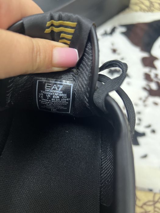 Adidasi Emporio Armani