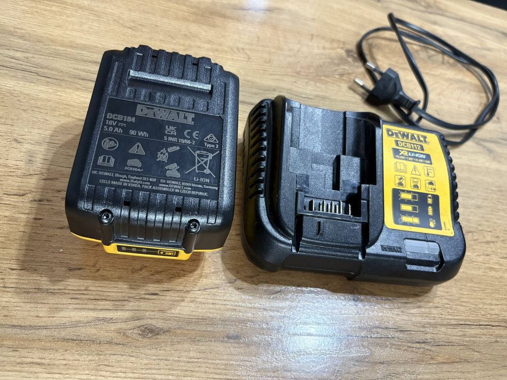 Аккумулятор DeWALT DCB184 18 В 5 Ач 1 шт
