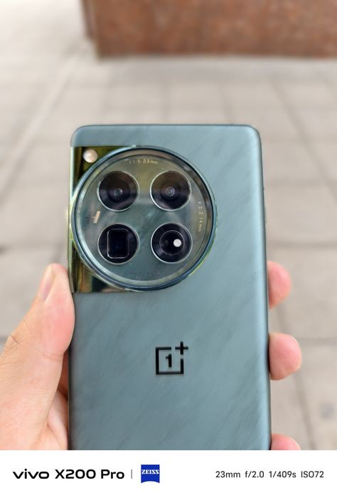 OnePlus 12, Opisaniya Oqi