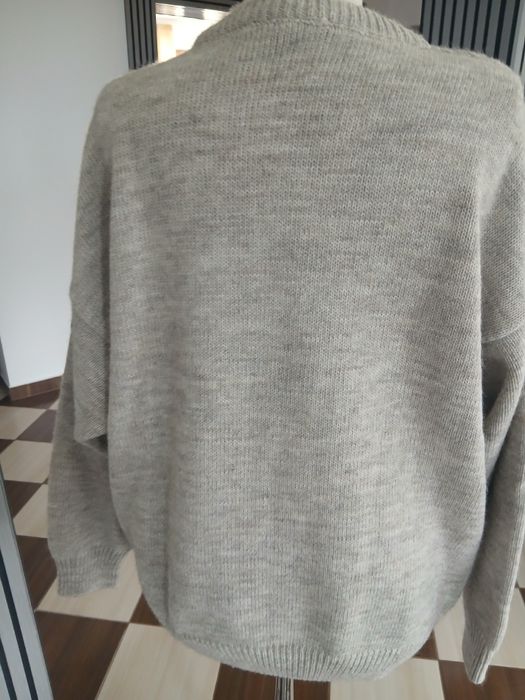 Pulover bărbătesc 50%lână, Hugo Boss ,mărimea L/XL