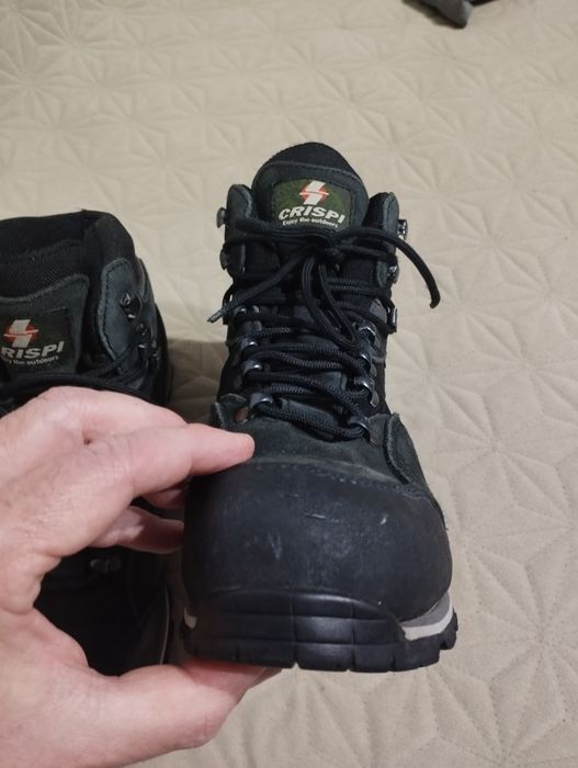 Bocanci Crispi piele naturala