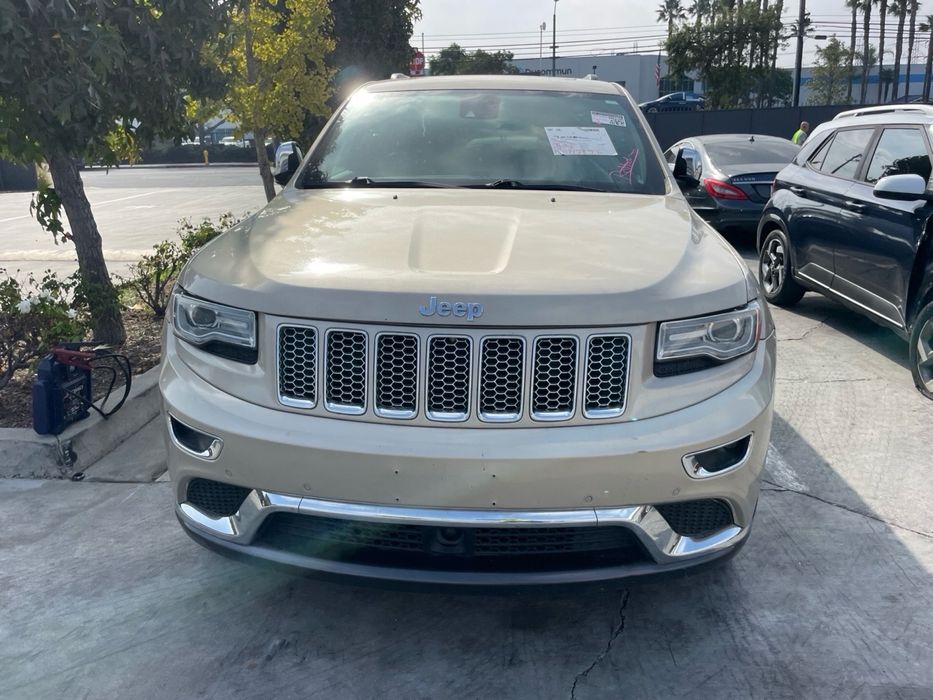 2014 Jeep Grand Cherokee Summit *8ZF *Въздух*Обдухване * Harmann