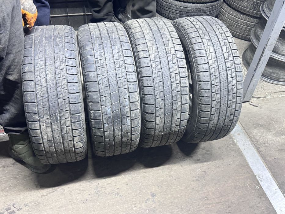 Продам диск на камри 16 размер