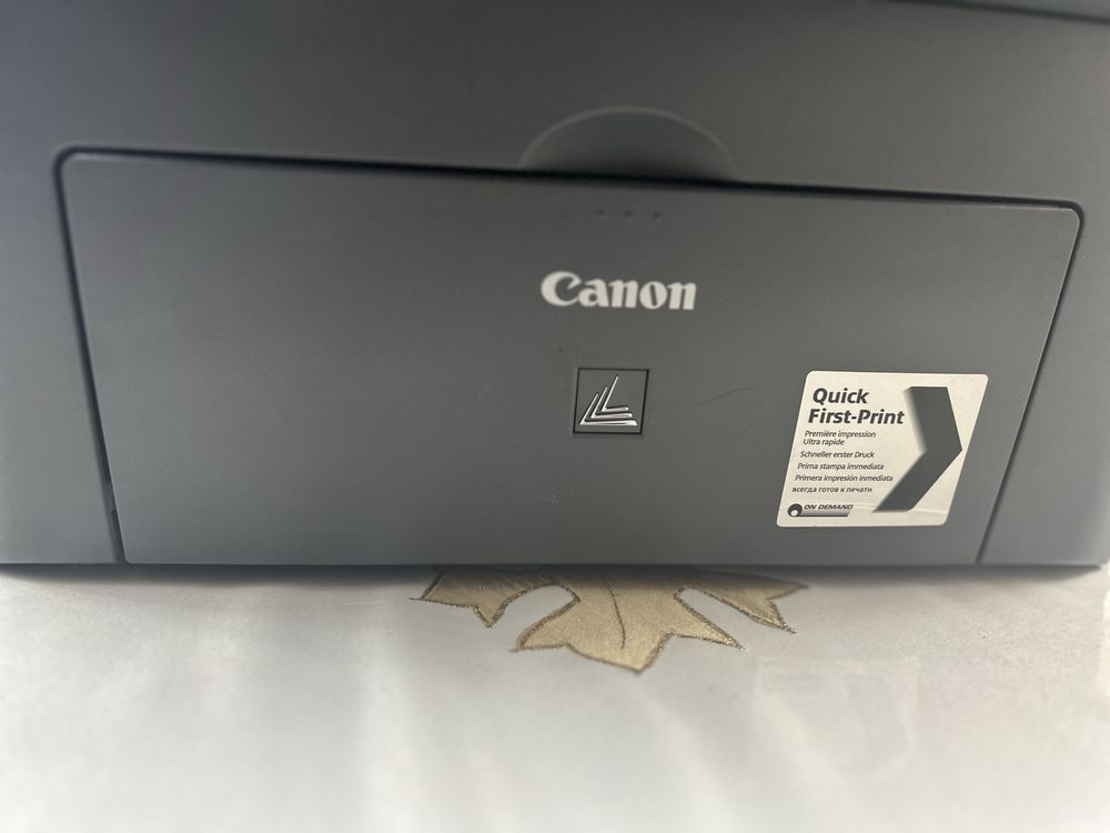 Продается принтер Canon MF4018