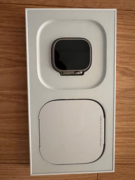 Apple watch ultra seria 1 , stare excenta bateriie 2-3 zile