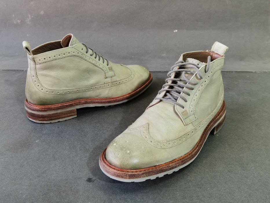 Bocanci barbati ghete piele  44 45  Gordon & Bros UK 700 ron ca Noi