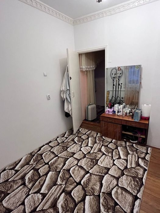 Срочна 3 хонали уй сотилади  (Ангрен)