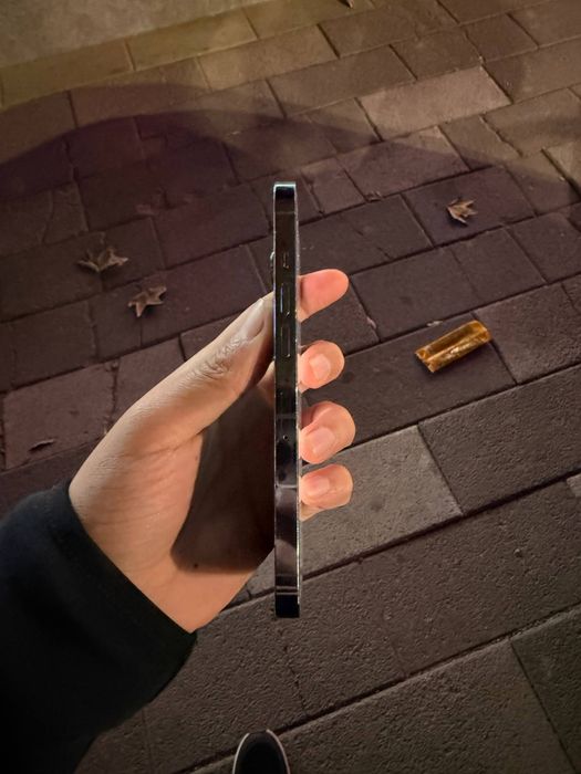 Ayron 13pro holati edeyal chaqa chiqa joylari yuq murojaat uchun