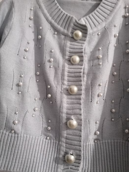 Pulover jacheta cu perlute