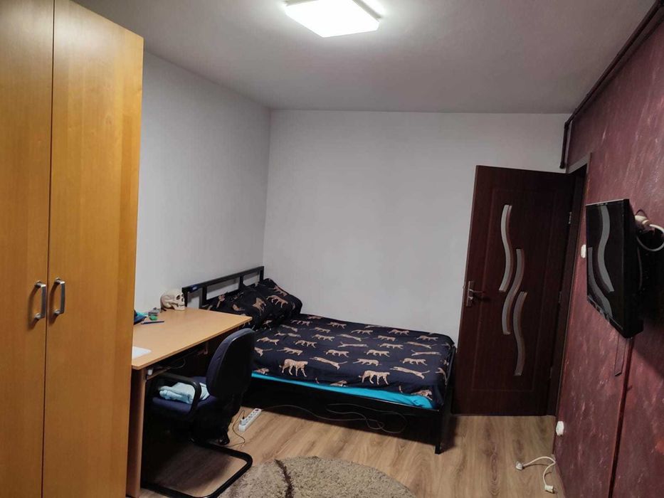 Se închiriază garsoniera cu bucătărie separată în marasti