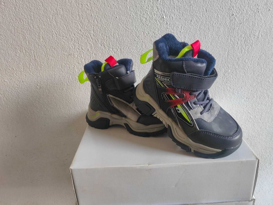 Детски обувки за деца