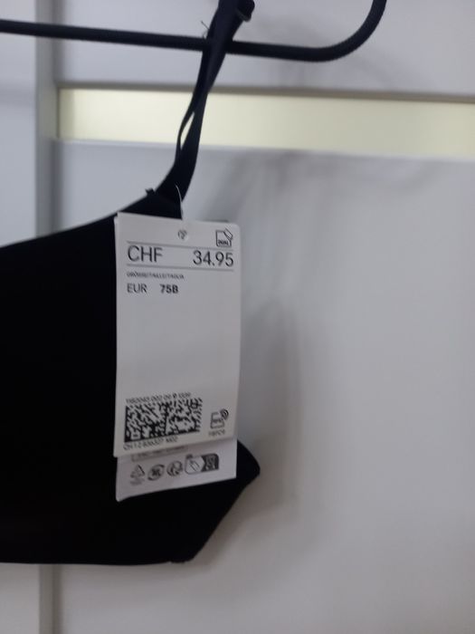 Vand sutien nou H&M