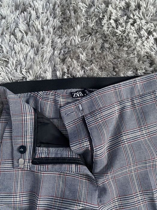Кариран панталон ZARA