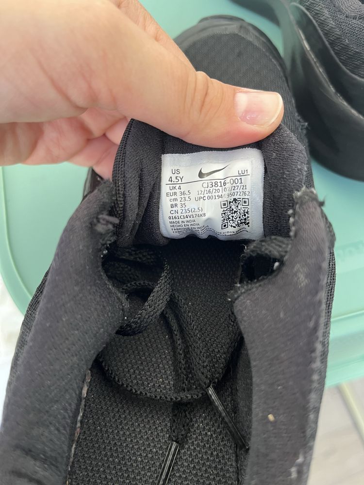 Дамски маратонки Nike